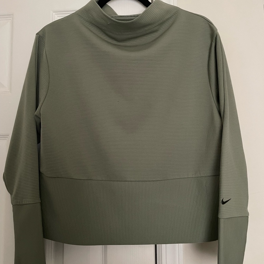 Nike Sweater